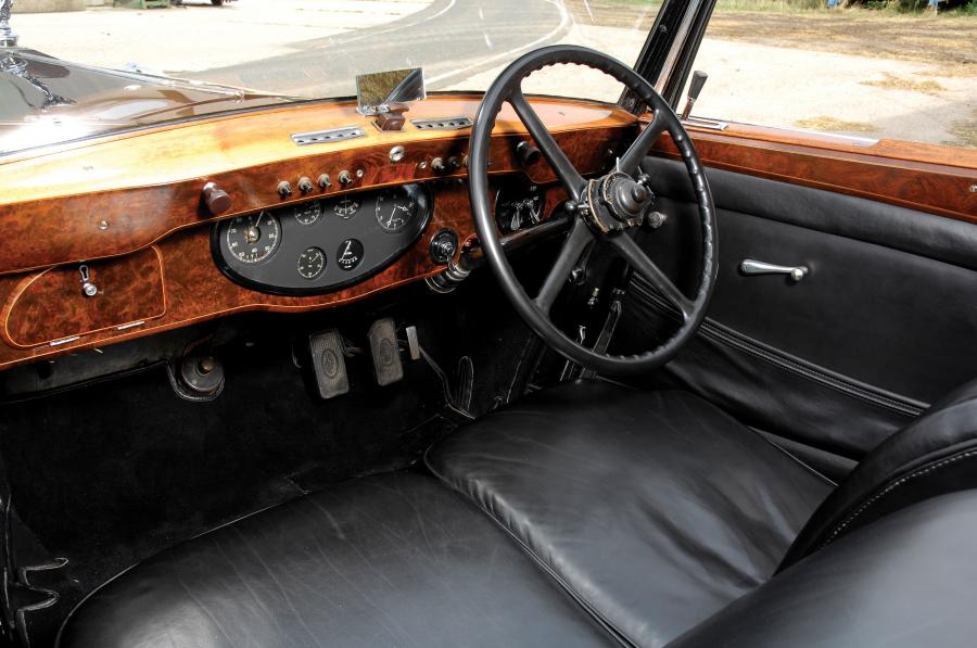  Rolls-Royce Phantom II Drophead Coupe 1932 года  (фото 4 из 6)